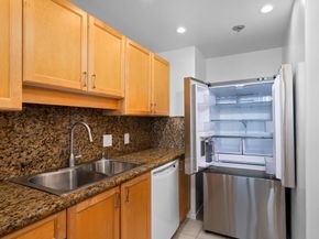 3890 Nobel Drive 1706, San Diego CA 92122