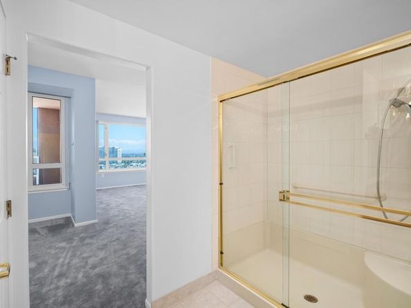 3890 Nobel Drive 1706, San Diego CA 92122