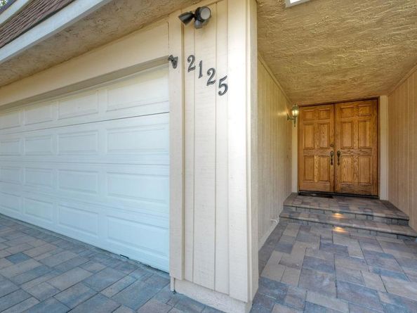 2125 Valley Road, Oceanside CA 92056