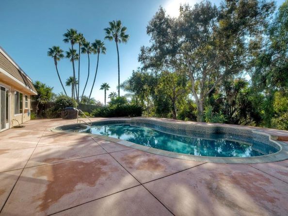 2125 Valley Road, Oceanside CA 92056