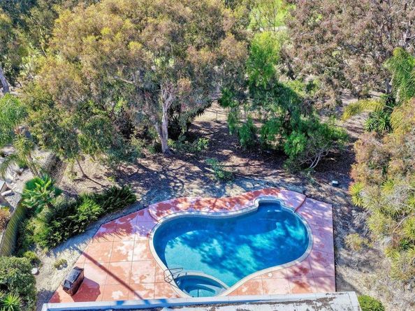 2125 Valley Road, Oceanside CA 92056