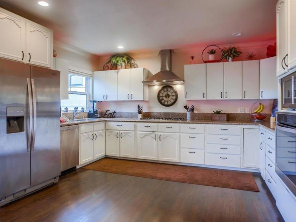 3217 Goldsmith St, San Diego CA 92106