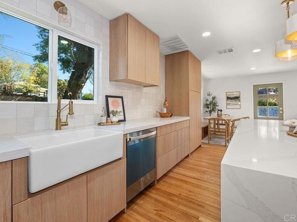 4088 Nabal Drive, La Mesa CA 91941