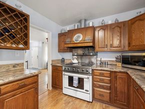 2748 Mansfield Drive, Burbank CA 91504