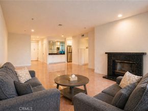 333 Westminster Avenue 304, Los Angeles CA 90020