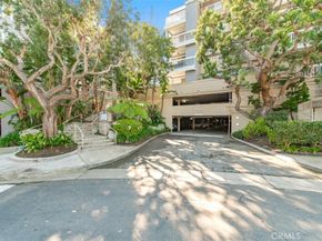 20301 Bluffside Circle D401, Huntington Beach CA 92646