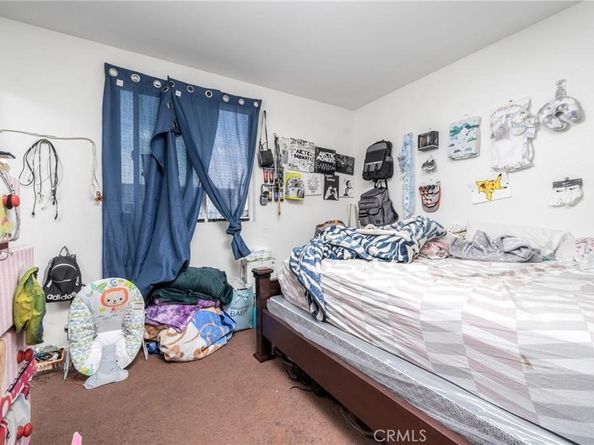 1324 E 42nd Street, Los Angeles CA 90011