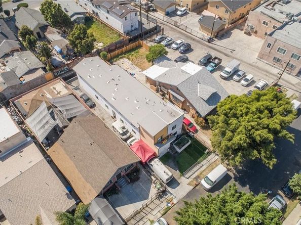 1324 E 42nd Street, Los Angeles CA 90011