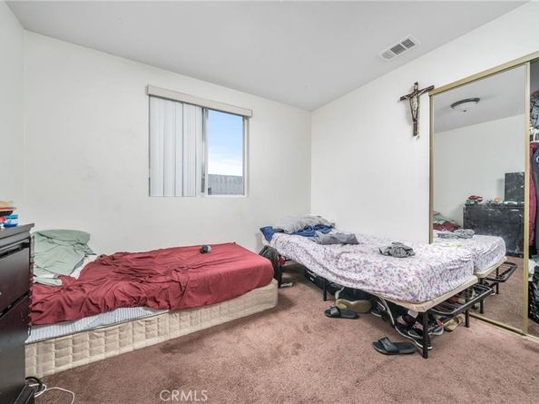 1324 E 42nd Street, Los Angeles CA 90011