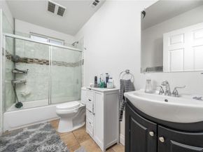 1324 E 42nd Street, Los Angeles CA 90011