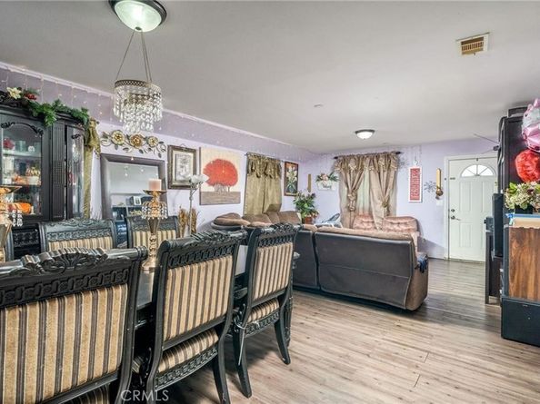 1324 E 42nd Street, Los Angeles CA 90011