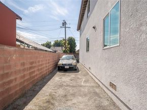 1324 E 42nd Street, Los Angeles CA 90011