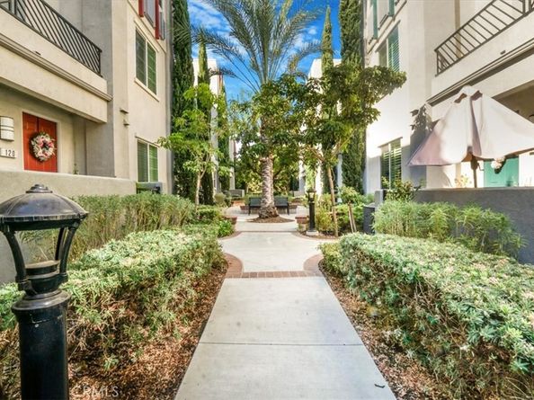 110 Royal Way, Upland CA 91786