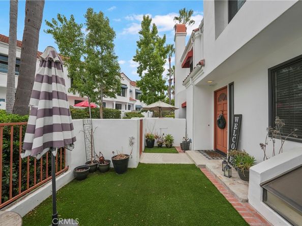 19581 Pompano Ln 107, Huntington Beach CA 92648