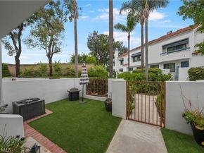 19581 Pompano Ln 107, Huntington Beach CA 92648