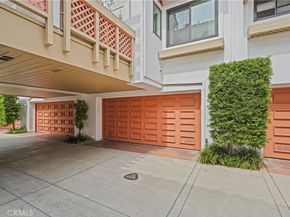 19581 Pompano Ln 107, Huntington Beach CA 92648