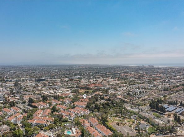 19581 Pompano Ln 107, Huntington Beach CA 92648