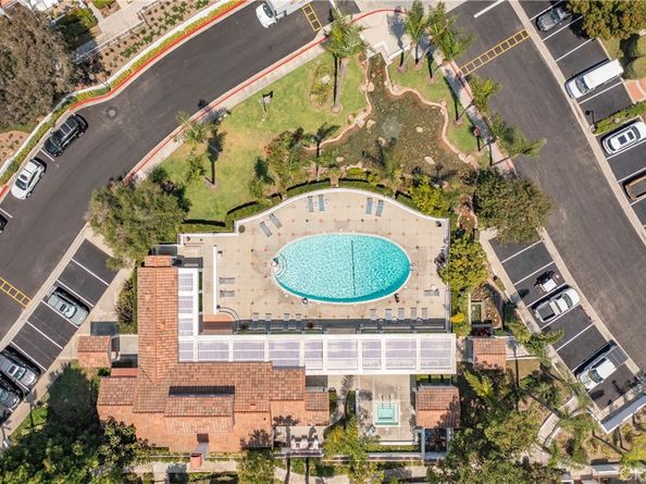 19581 Pompano Ln 107, Huntington Beach CA 92648