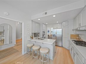 19581 Pompano Ln 107, Huntington Beach CA 92648