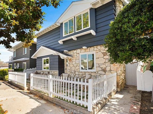 1585 Miramar Drive, Newport Beach CA 92661