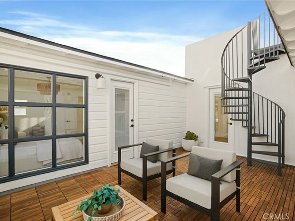 1585 Miramar Drive, Newport Beach CA 92661
