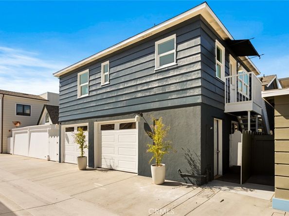 1585 Miramar Drive, Newport Beach CA 92661