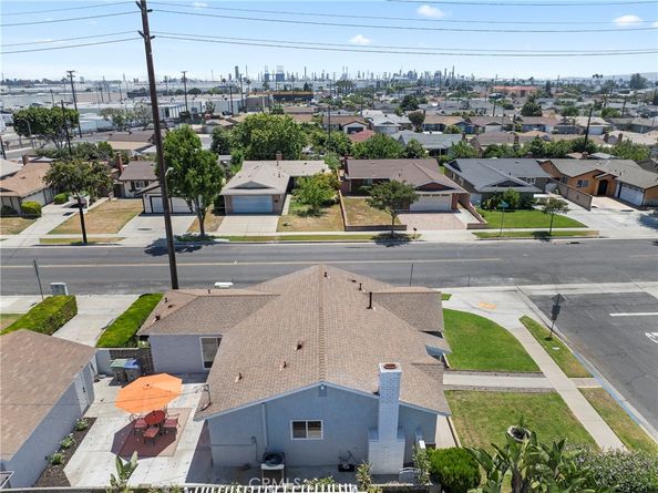 21260 Oakfort Avenue, Carson CA 90745