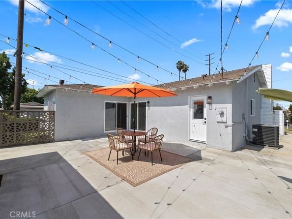 21260 Oakfort Avenue, Carson CA 90745