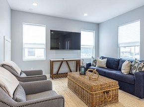 7792 Liberty Drive, Huntington Beach CA 92647