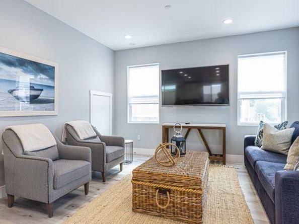 7792 Liberty Drive, Huntington Beach CA 92647