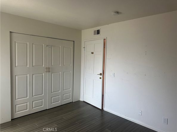 25 Tangelo 292, Irvine CA 92618