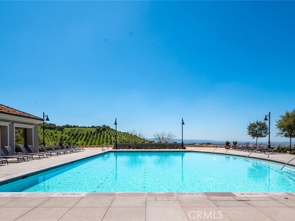 100 Albero, Irvine CA 92602