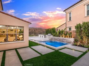 100 Albero, Irvine CA 92602