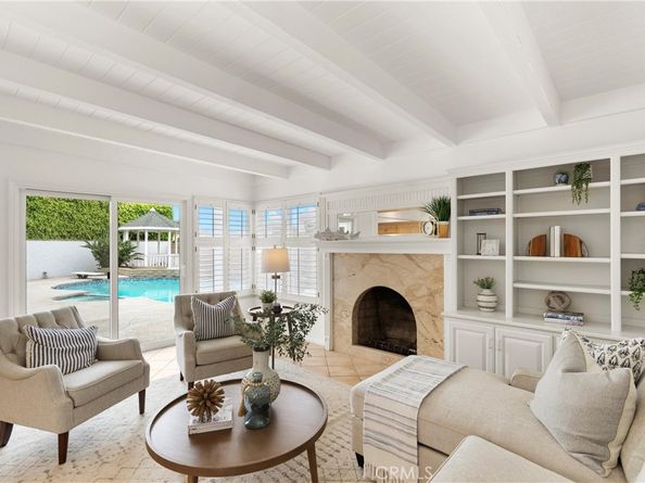 21941 Oceanview Lane, Huntington Beach CA 92646