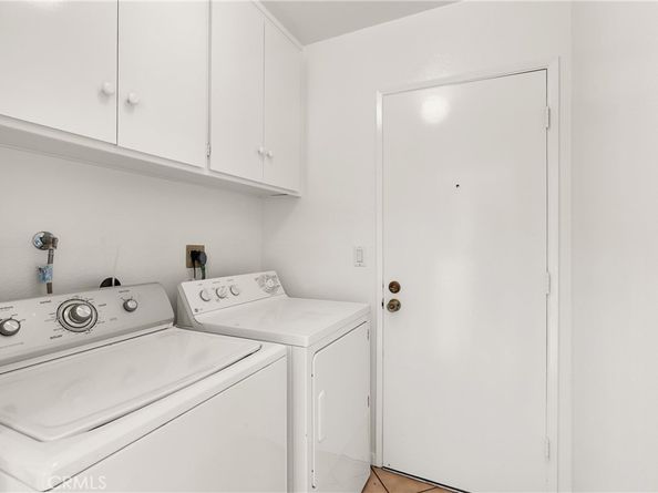 21941 Oceanview Lane, Huntington Beach CA 92646