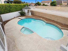 21941 Oceanview Lane, Huntington Beach CA 92646