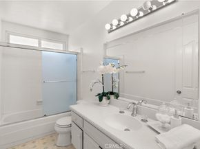 21941 Oceanview Lane, Huntington Beach CA 92646