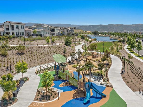 521 Stallion Way, Rancho Mission Viejo CA 92694