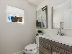 54 Clover, Lake Forest CA 92630