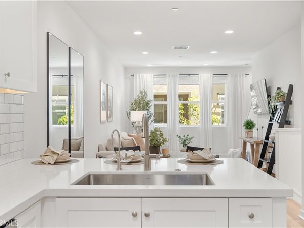 59 Sanctuary Lane, Mission Viejo CA 92692