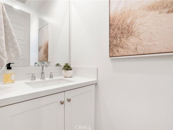 59 Sanctuary Lane, Mission Viejo CA 92692