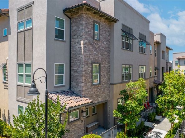 59 Sanctuary Lane, Mission Viejo CA 92692
