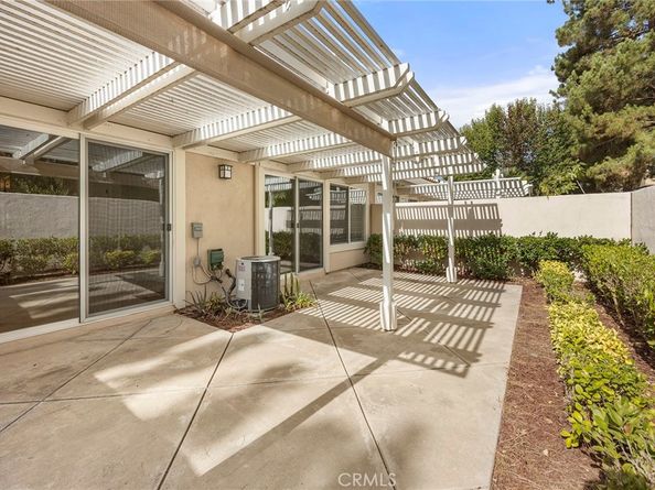 21658 Paseo Maravia, Mission Viejo CA 92692