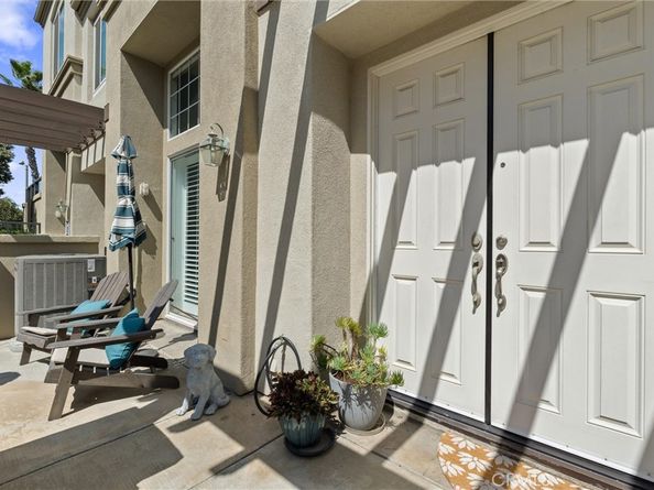 19271 Surfwave Drive, Huntington Beach CA 92648
