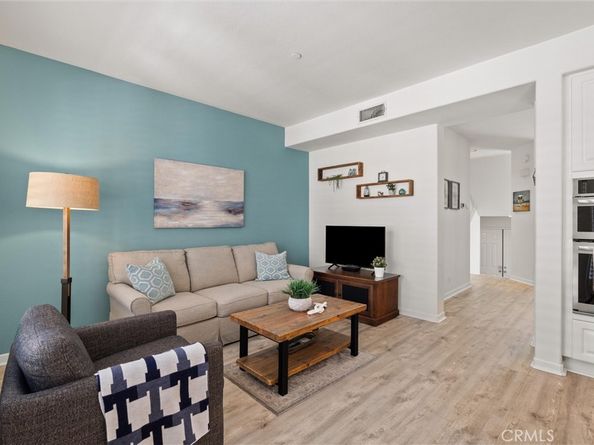 19271 Surfwave Drive, Huntington Beach CA 92648