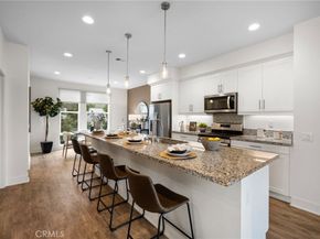 645 W 17th Street, Costa Mesa CA 92627