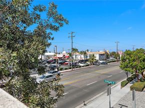 645 W 17th Street, Costa Mesa CA 92627