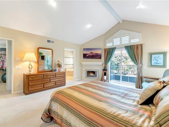 19362 Maidstone Lane, Huntington Beach CA 92648