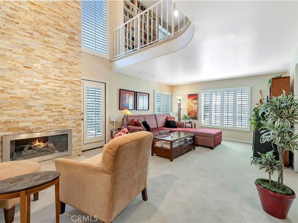19362 Maidstone Lane, Huntington Beach CA 92648