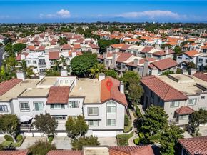 19362 Maidstone Lane, Huntington Beach CA 92648